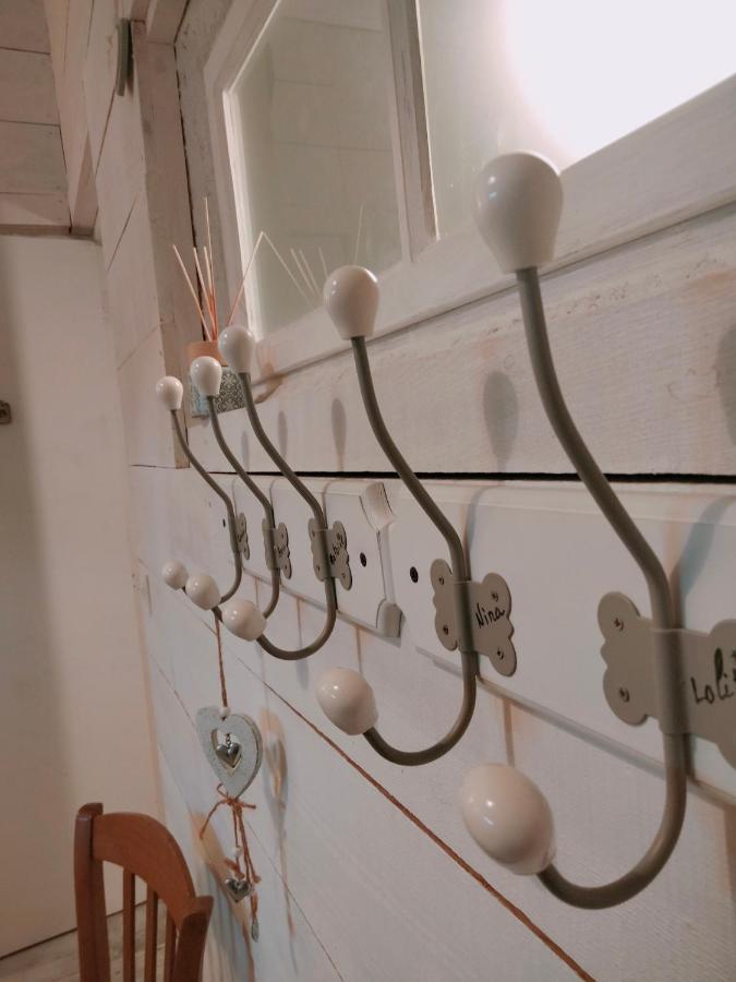 Chambre Familiale Anna "Mon Lit Au Pre" , Jusqu'A 4 Adultes Et 2 Enfants Avec Piscine Familles, Couples Ou Femmes Seulement Pontours Экстерьер фото