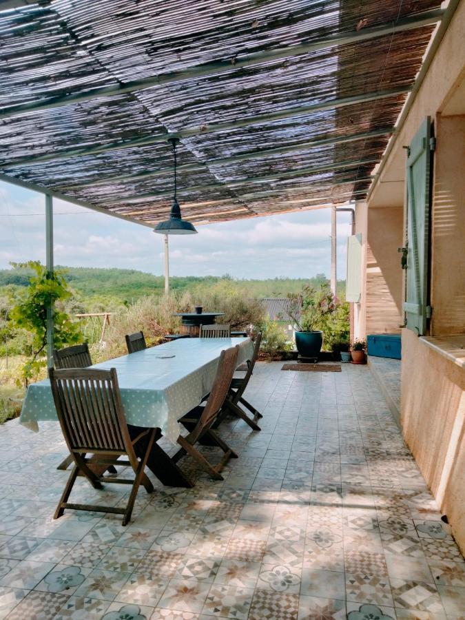 Chambre Familiale Anna "Mon Lit Au Pre" , Jusqu'A 4 Adultes Et 2 Enfants Avec Piscine Familles, Couples Ou Femmes Seulement Pontours Экстерьер фото